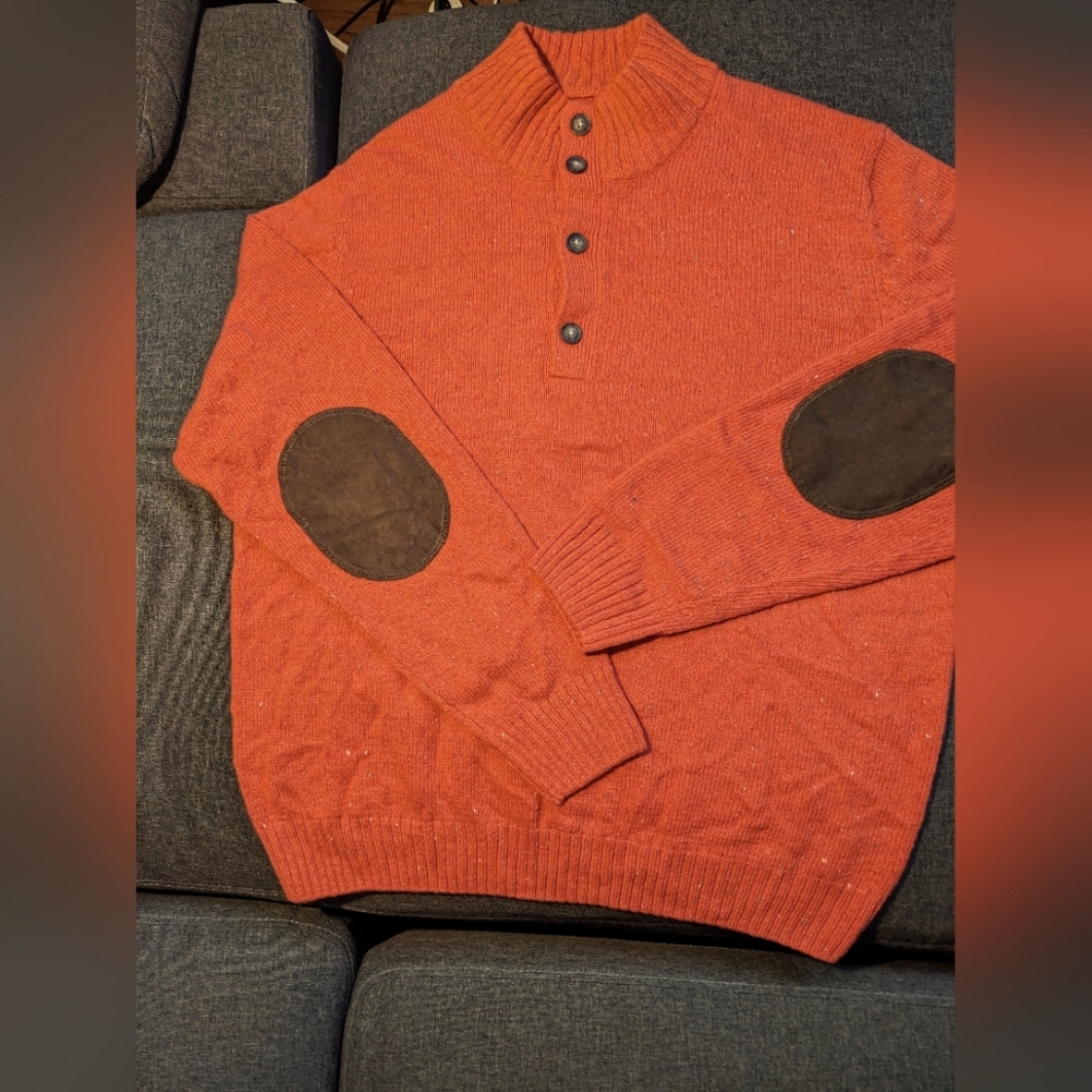 Men's sweater